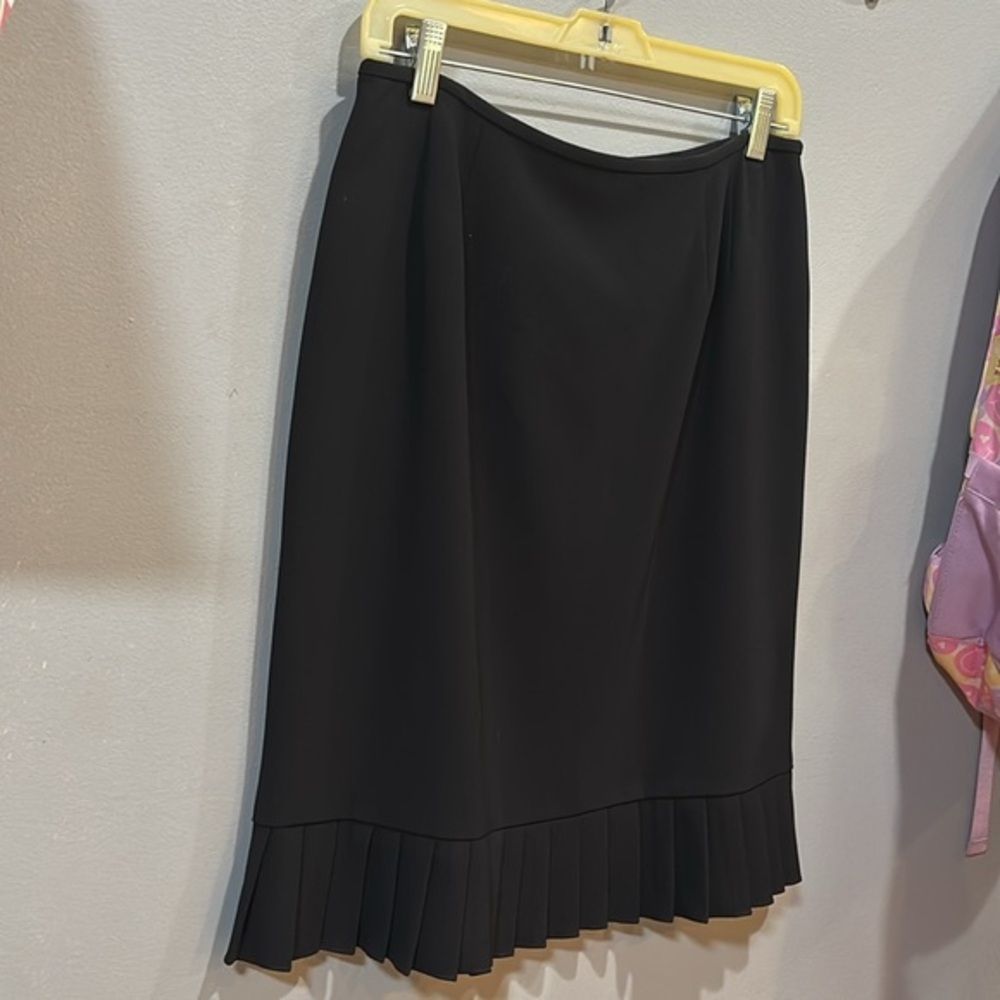 Le suit 10 petite black skirt